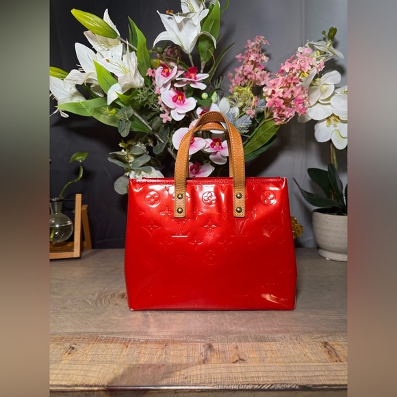 Louis Vuitton Handbags - Authentic Louis Vuitton Reade PM handbag in Red Monogram Vernis patent leather.